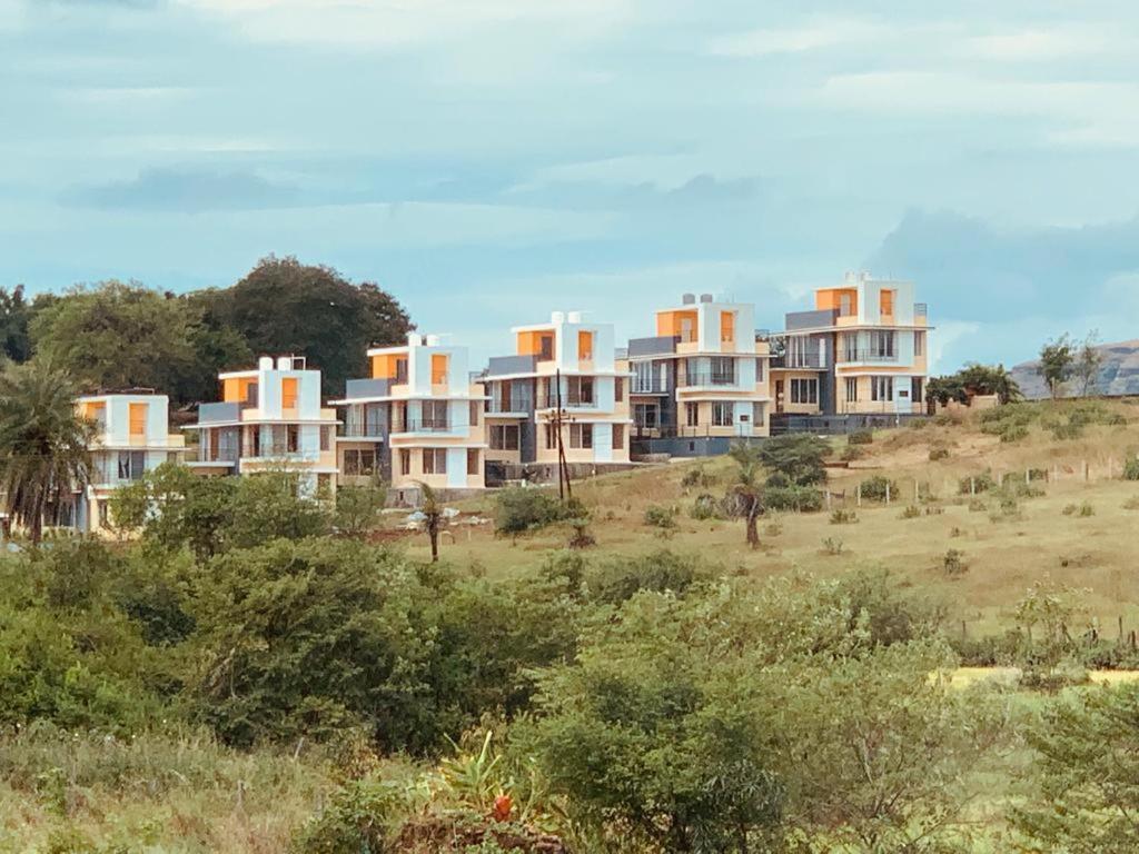 Royal Meadows Igatpuri 2Bhk Poolside Villa 外观 照片