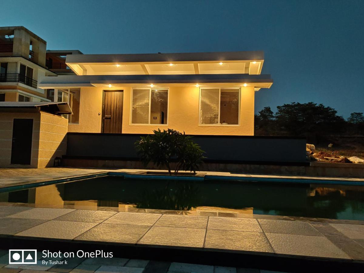 Royal Meadows Igatpuri 2Bhk Poolside Villa 外观 照片