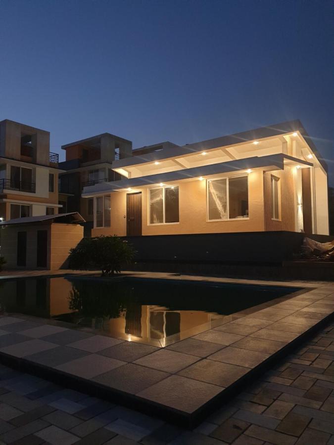 Royal Meadows Igatpuri 2Bhk Poolside Villa 外观 照片