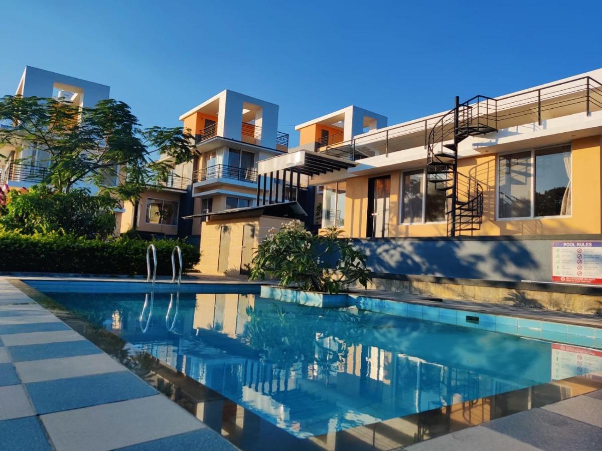 Royal Meadows Igatpuri 2Bhk Poolside Villa 外观 照片